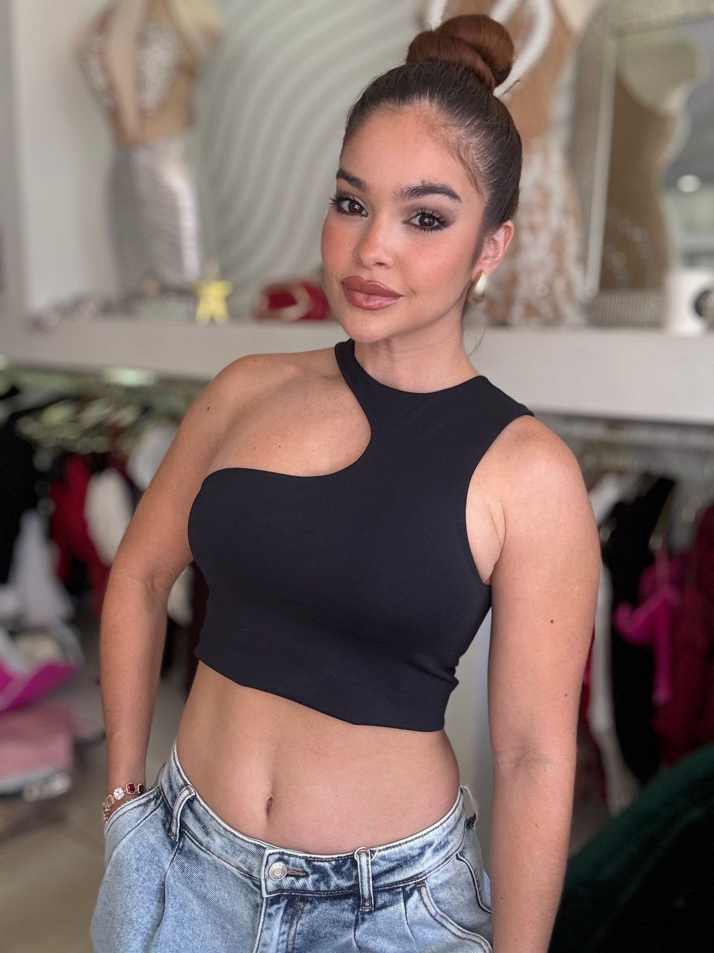 CHIC BLACK TOP