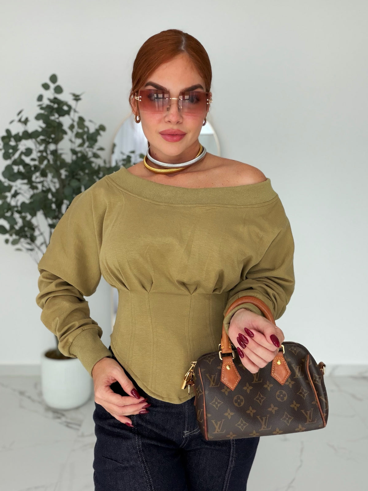 UNIK OLIVE TOP
