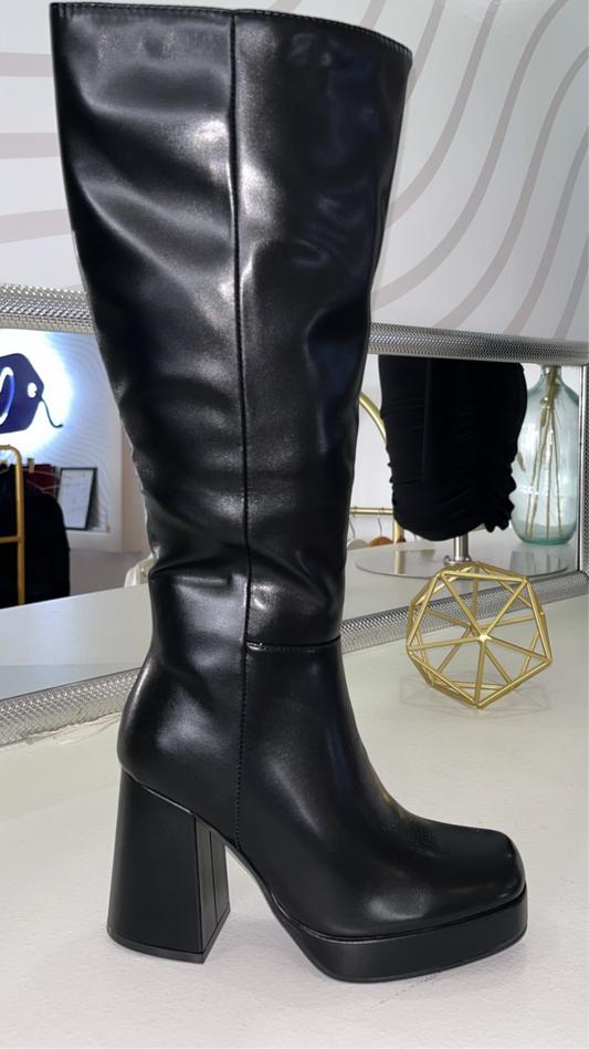 Boots (black)