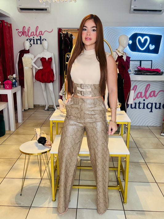 CHIC AFFAIR NUDE SET