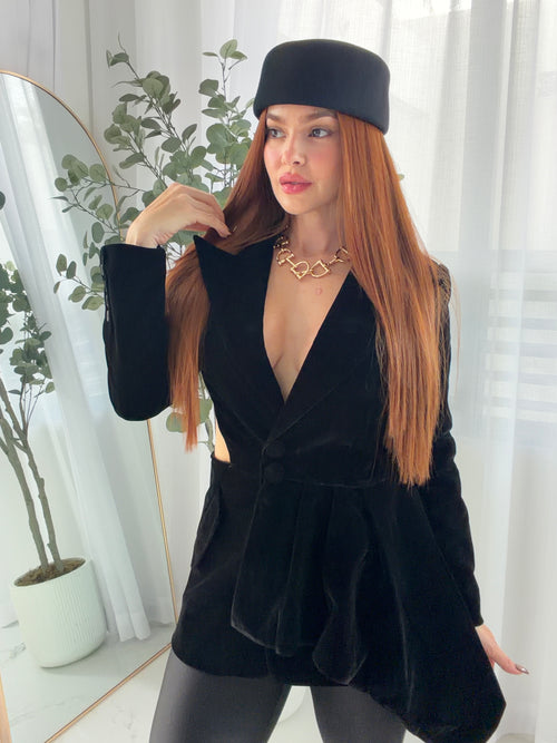 SLOANE BLACK BLAZER