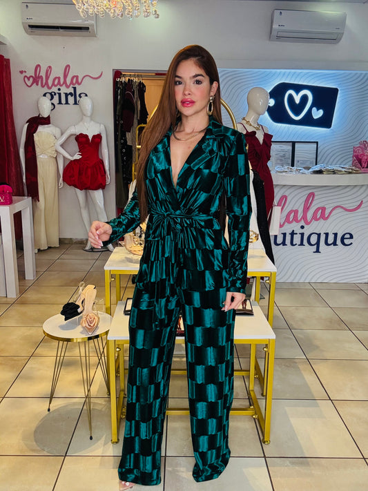 VELVET GREEN HUNTER SET