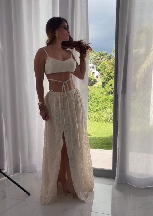 CHASING IVORY SET