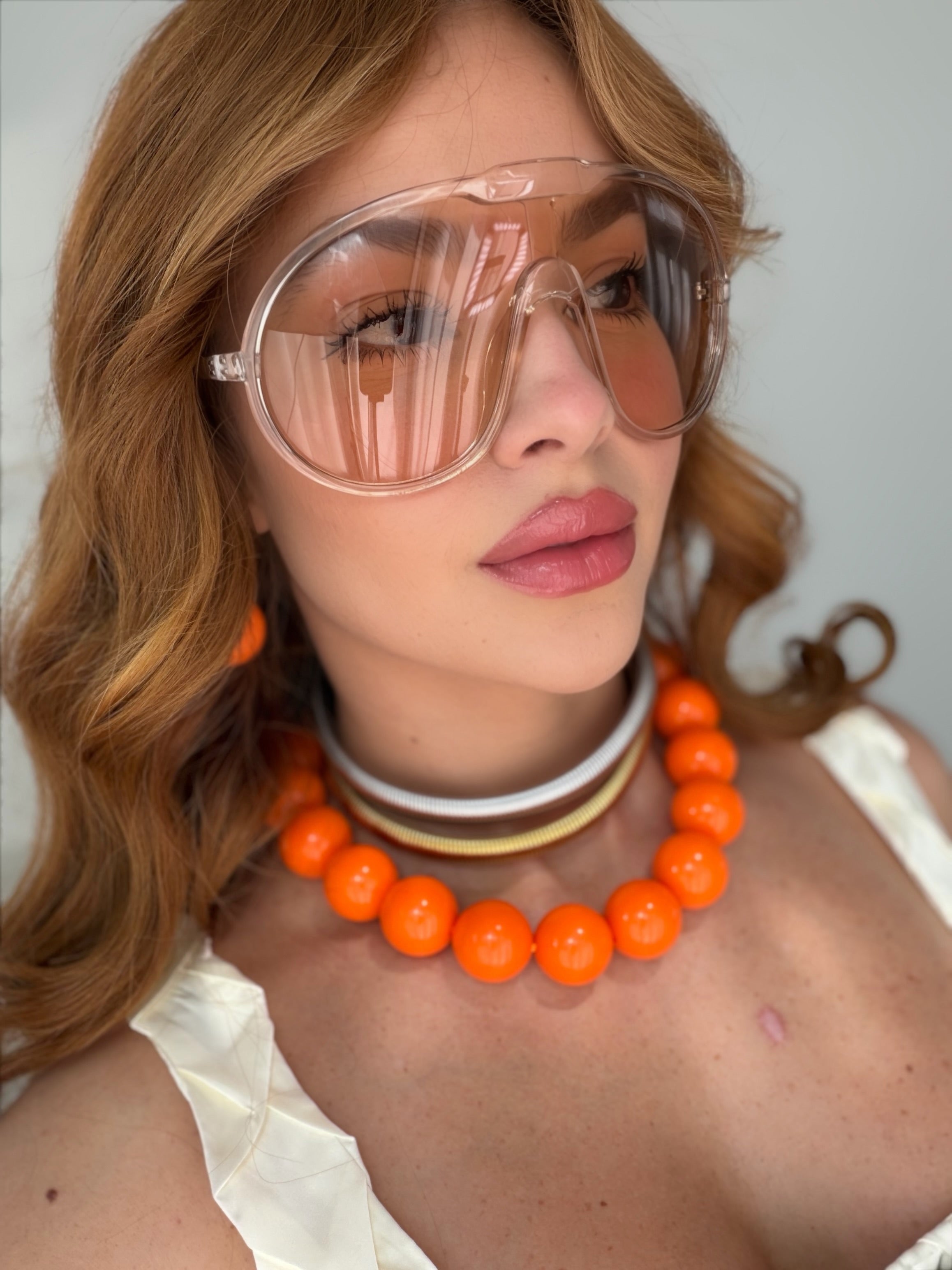 ORANGE NECKLACE