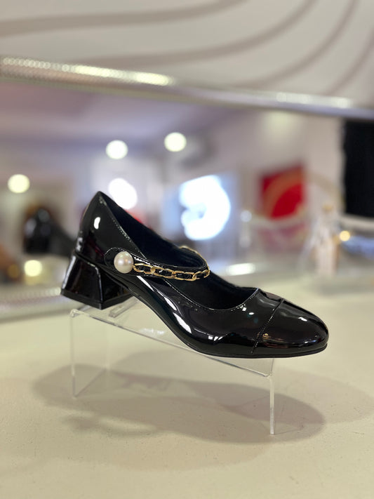 Classy, Shoes